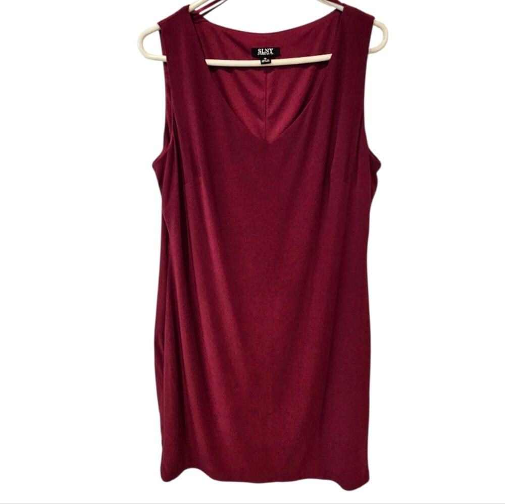 SLNY Maroon V Neck Sleeveless Lined Sheath Dress Size 14